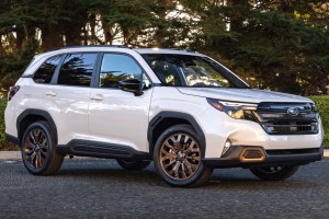 The 2025 Subaru Forester retains the same basic shape, but has a redesigned nose and grille.